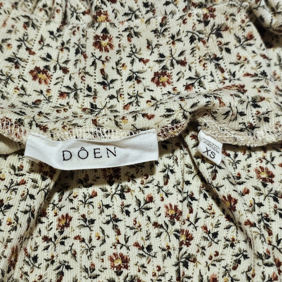 Doen Ashby Turtleneck in Windswept Dahlia Size XS - Picture 4 of 4